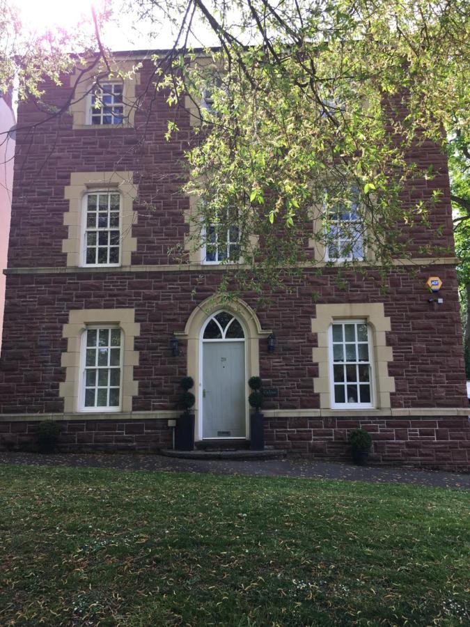 Ty Llew Lodge Abergavenny Exteriör bild